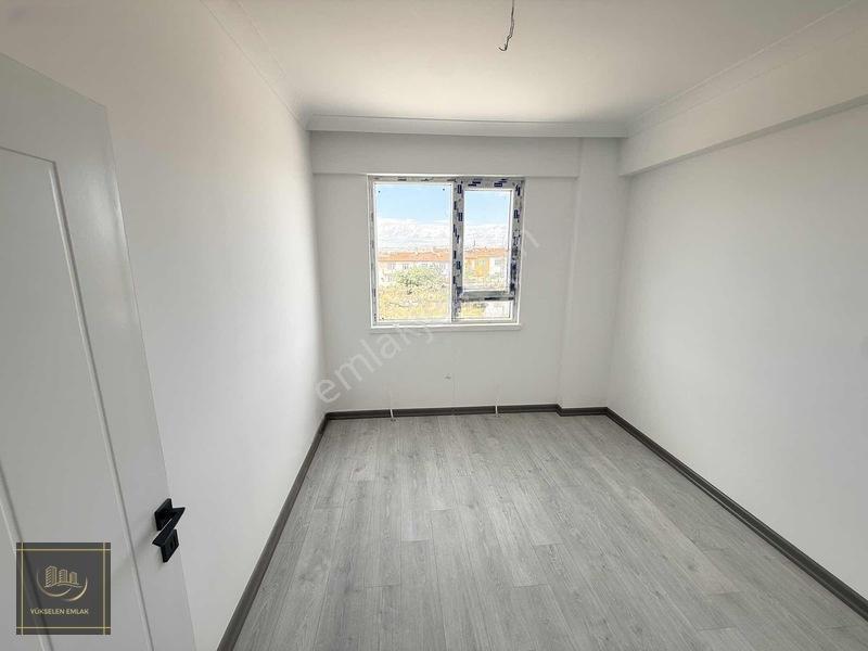 Yükselen Emlak Başpınar Mah 3.katta Satılık 3+1 Daire — fotoğraf 22