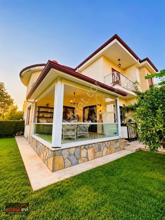 Emlak Evi'nden Kuyulu Hanayları'nda Satılık Lüks Villa