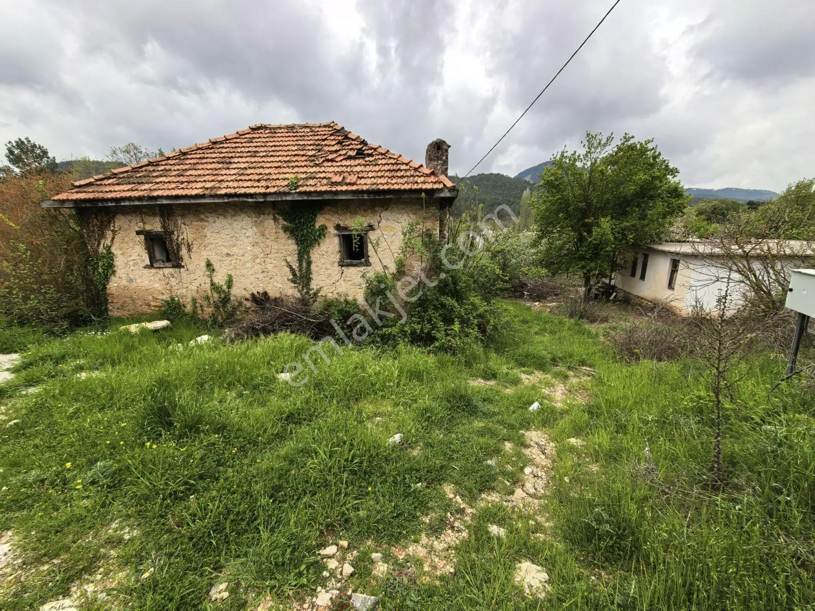 Fethiye Nif Mah'de Müstakil Köy Evi — fotoğraf 2