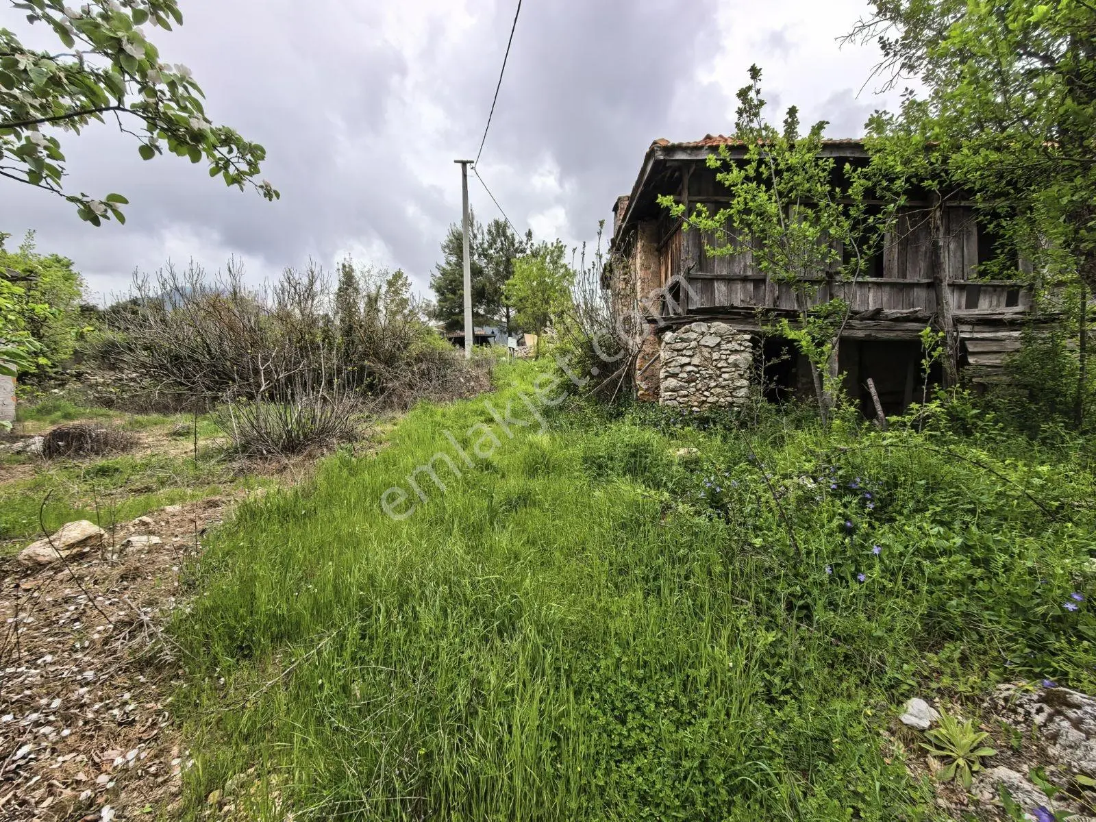 Fethiye Nif Mah'de Müstakil Köy Evi — fotoğraf 4