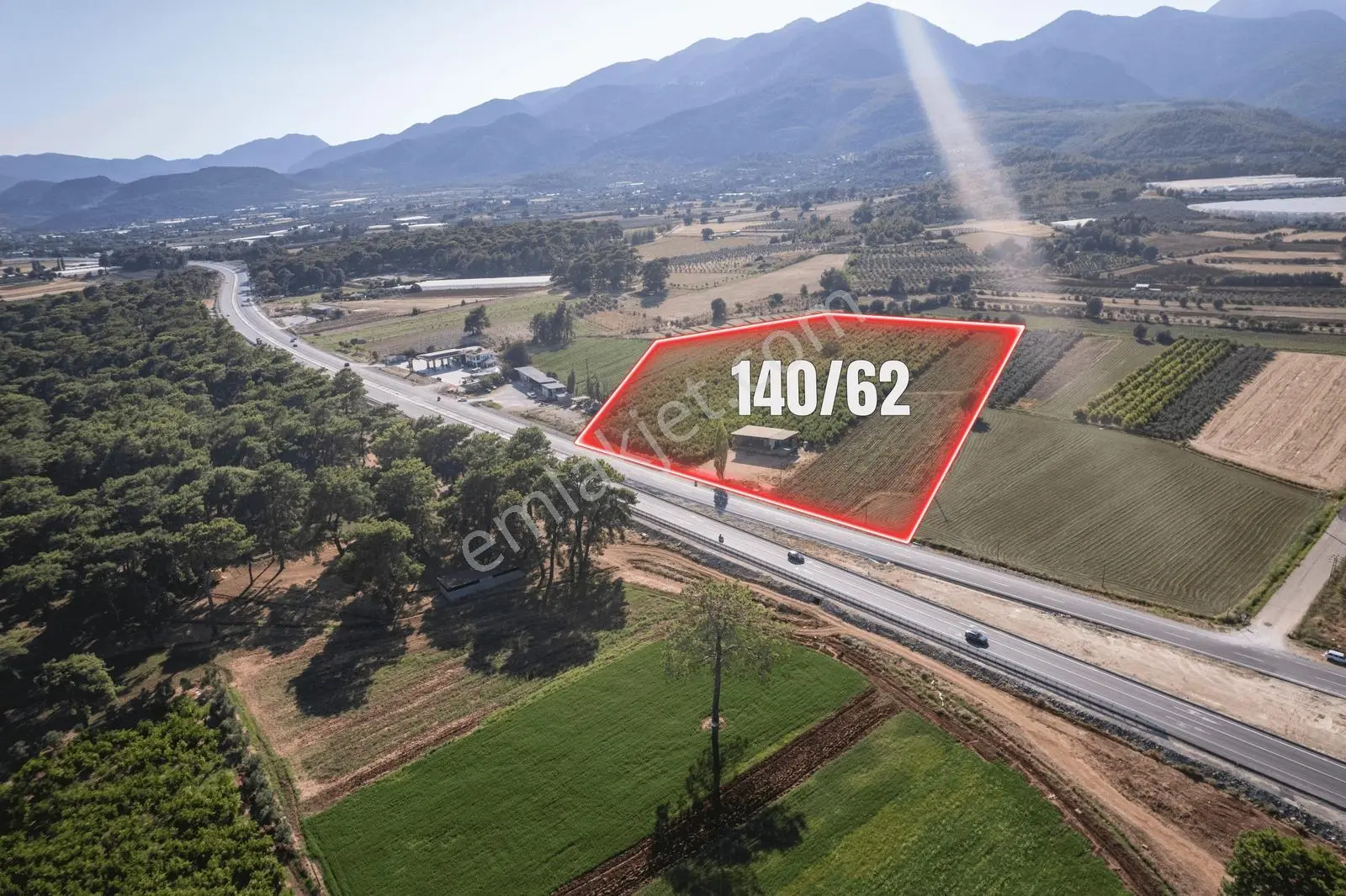Remax'tan Kaş-fethiye Yoluna 130 M. Cephe 37 Dönüm Satılık Arazi
