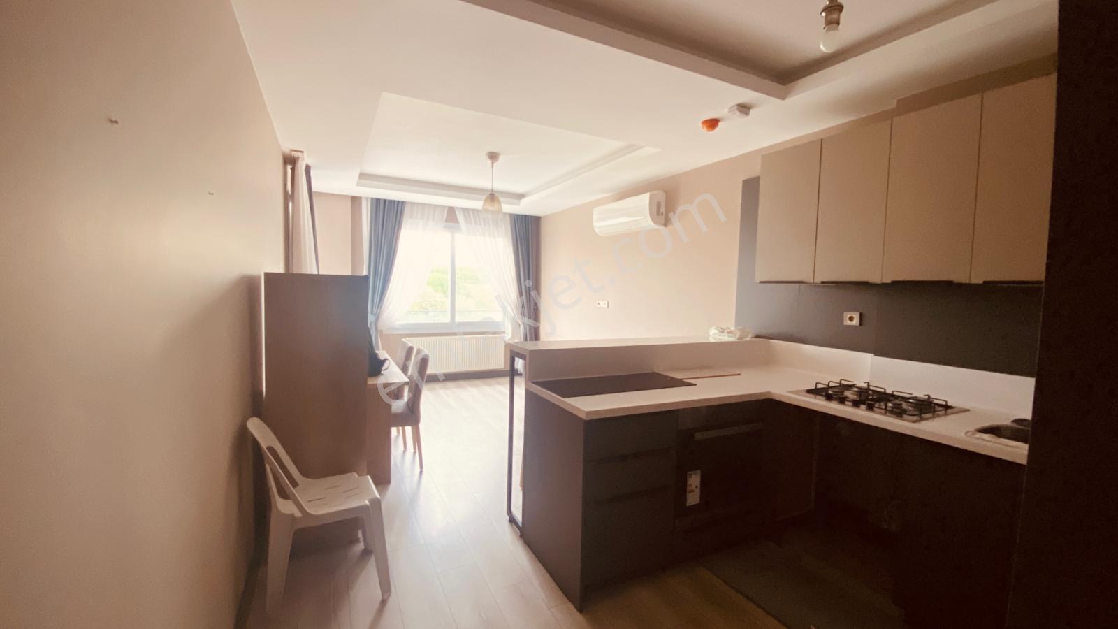 Remax Toros'tan Çıftlıkköy Zeytinkent'te Geniş 2+1 — fotoğraf 2