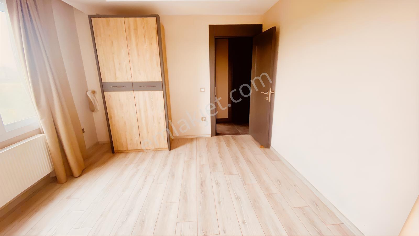 Remax Toros'tan Çıftlıkköy Zeytinkent'te Geniş 2+1 — fotoğraf 9