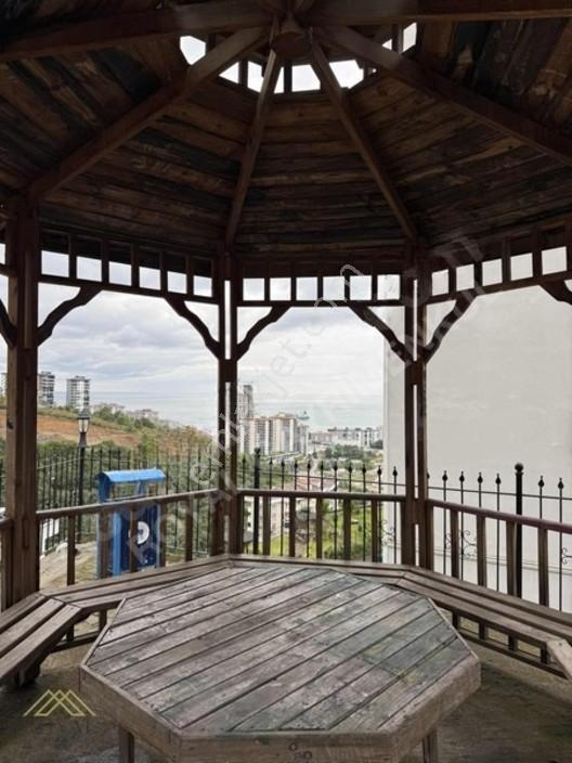 Royal'den Hillside Sitesi 3. Kat Satılık 3+1 — fotoğraf 3