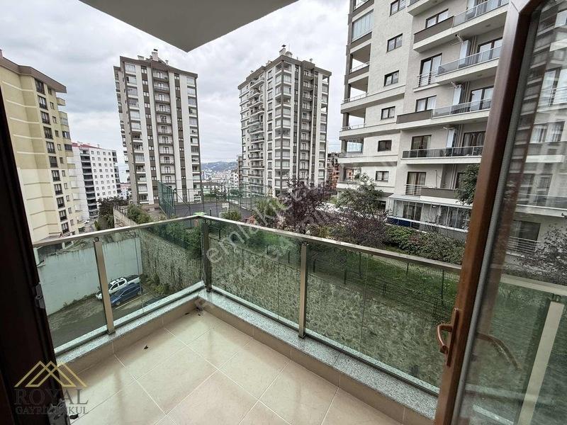 Royal'den Hillside Sitesi 3. Kat Satılık 3+1 — fotoğraf 17