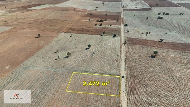 Yola Sıfır 2.472 M²! Tarım Yap, Yatırımını Toprağa Yap — fotoğraf 3