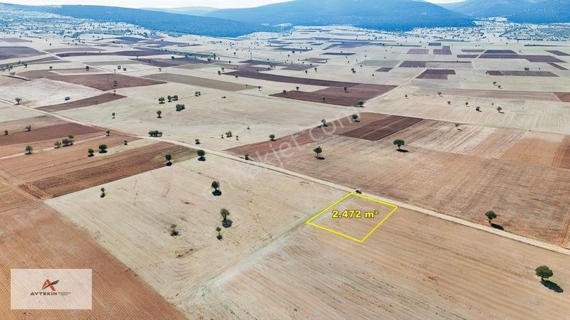 Yola Sıfır 2.472 M²! Tarım Yap, Yatırımını Toprağa Yap — fotoğraf 4