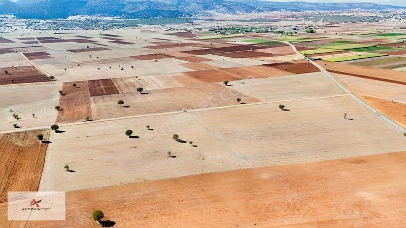 Yola Sıfır 2.472 M²! Tarım Yap, Yatırımını Toprağa Yap — fotoğraf 9