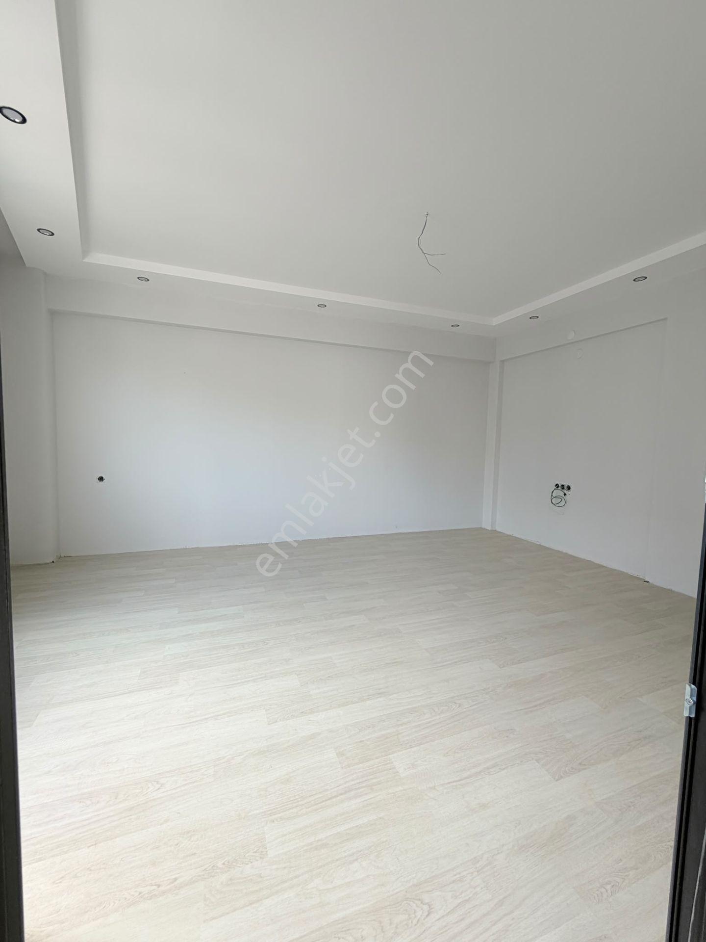 Yeni Mahallede Sıfır Satılık 2+1 Daire — fotoğraf 2