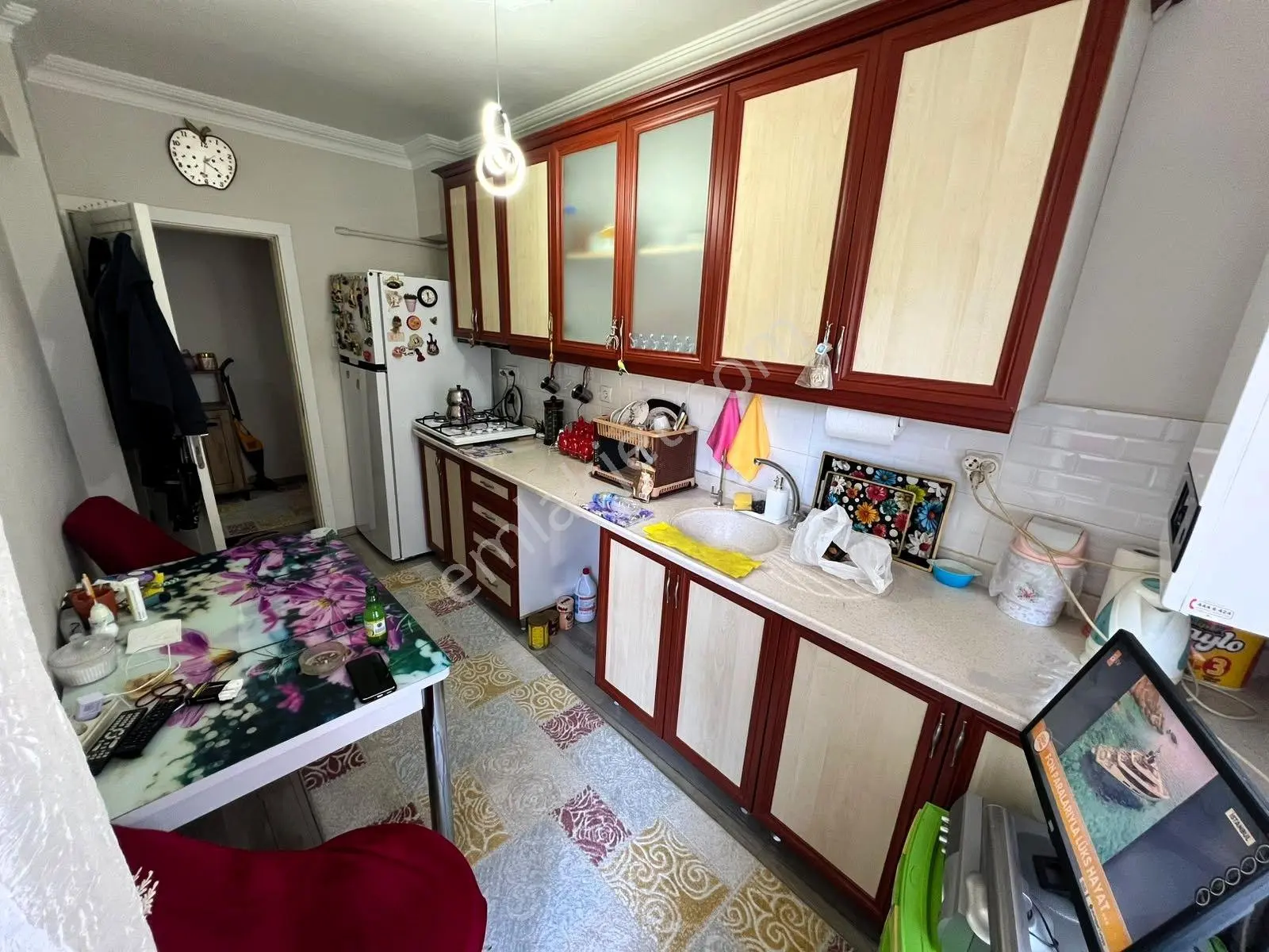 Kutlu Mahallesin'de Cadde Yakını Masrafsız 3+1 ~ Yılmaz Emlak — fotoğraf 3