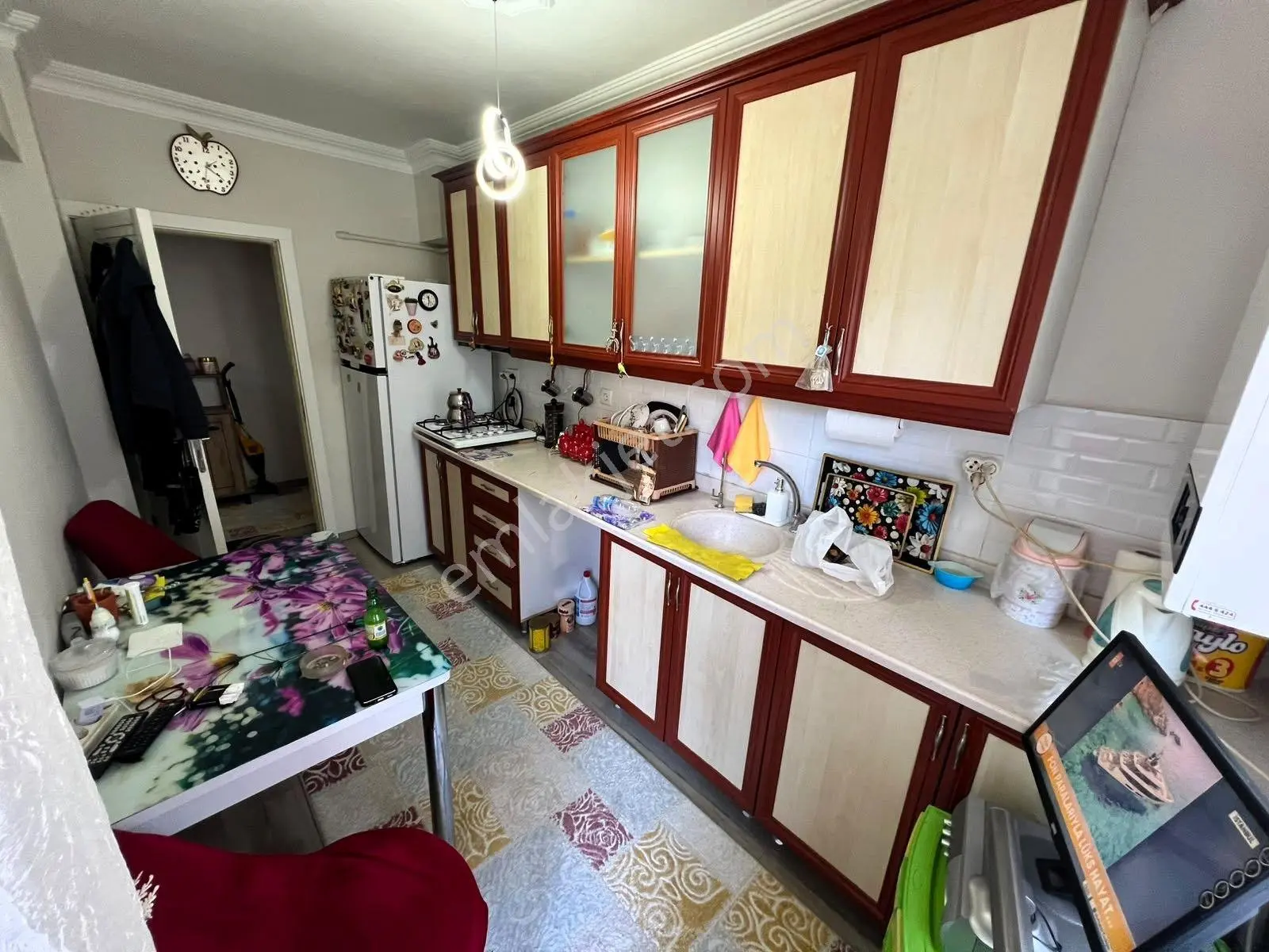Kutlu Mahallesin'de Cadde Yakını Masrafsız 3+1 ~ Yılmaz Emlak — fotoğraf 5