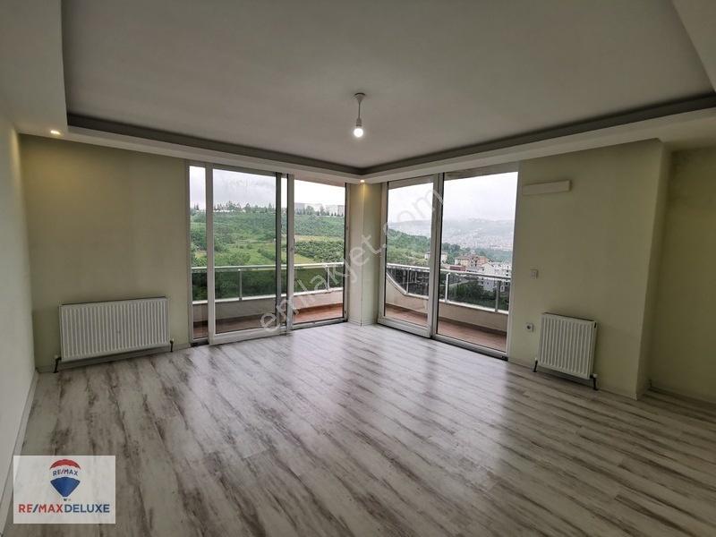 Remax Deluxe'ten Jasmine Country'de Satılık Ara Kat 3+1 Daire — fotoğraf 6