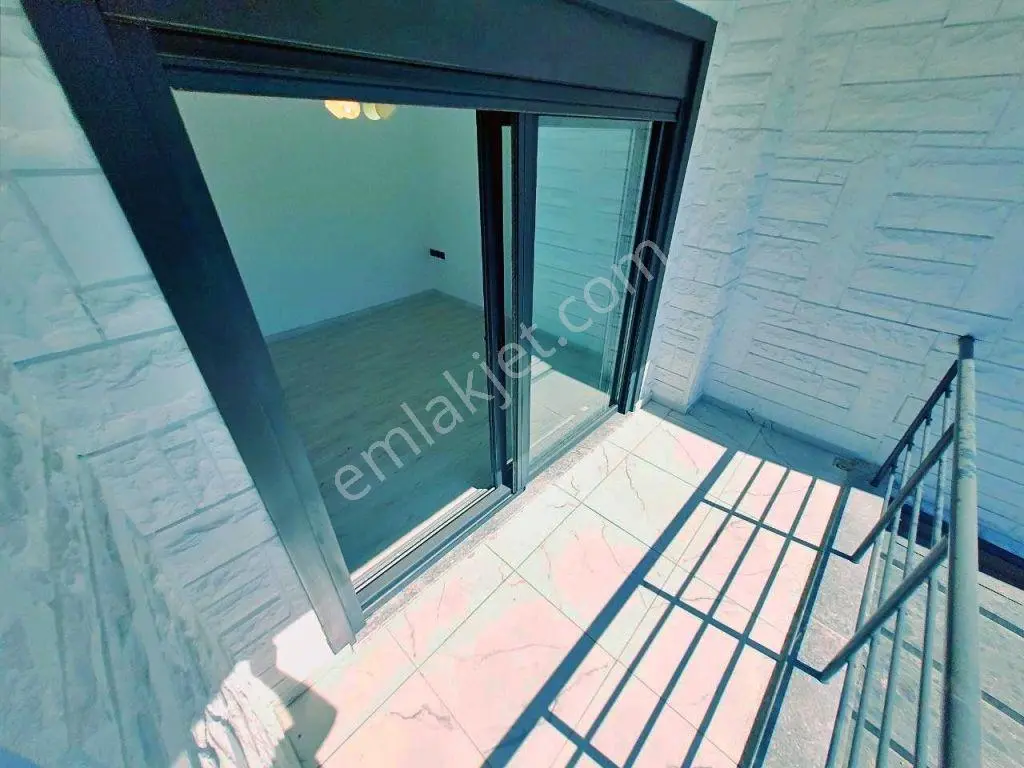 Uytundan Güre Fenerde Denize 150 Metre Bahçeli 4+1 Villa — fotoğraf 15