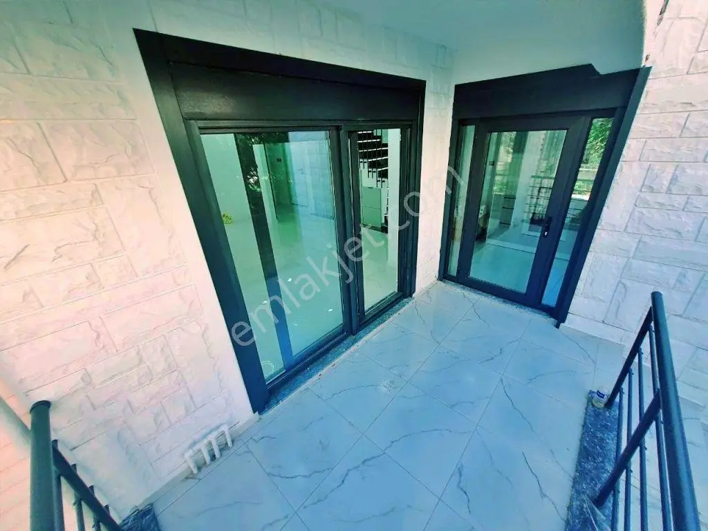 Uytundan Güre Fenerde Denize 150 Metre Bahçeli 4+1 Villa — fotoğraf 24