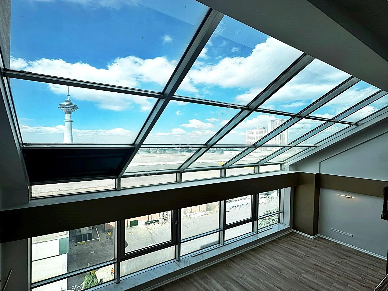 Yıldırım Yapı'dan Metrobüse 5 Dk. Deniz Manzaralı Emsalsiz Krediye Uygun Satılık Loft Daire!!! — fotoğraf 3