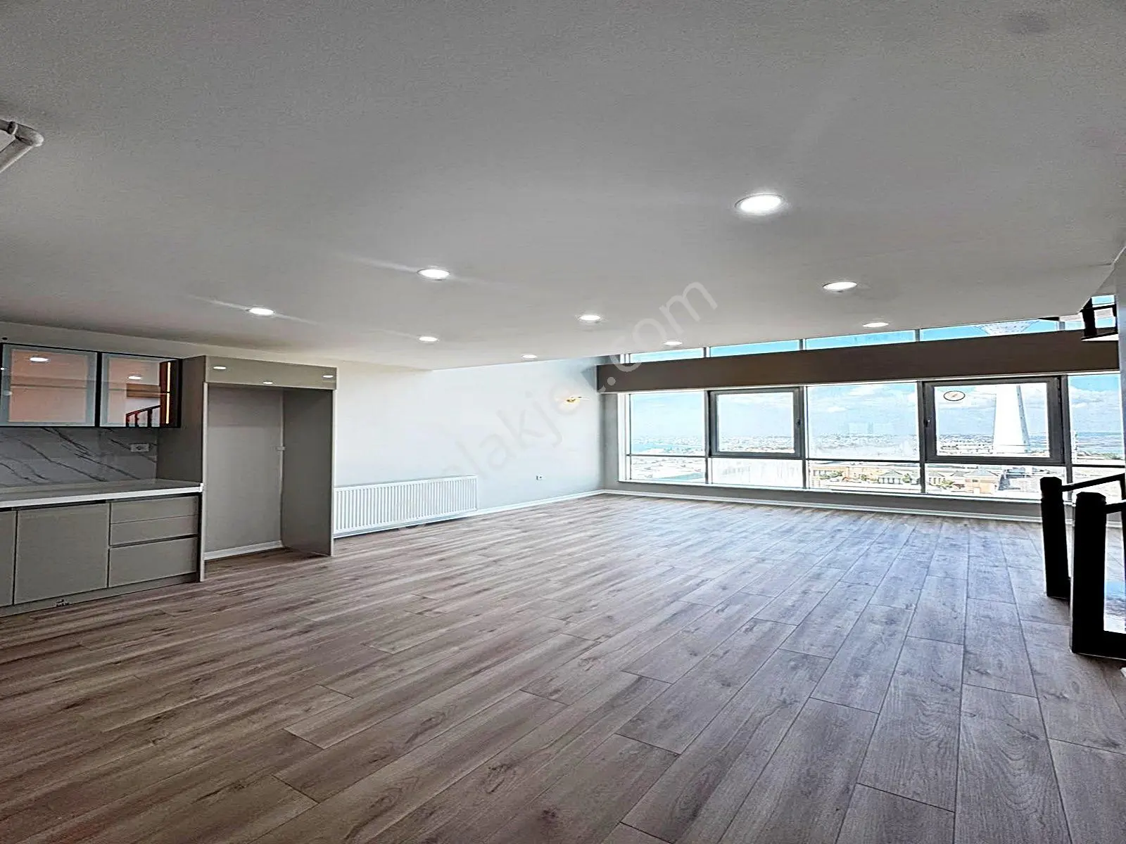 Yıldırım Yapı'dan Metrobüse 5 Dk. Deniz Manzaralı Emsalsiz Krediye Uygun Satılık Loft Daire!!! — fotoğraf 9