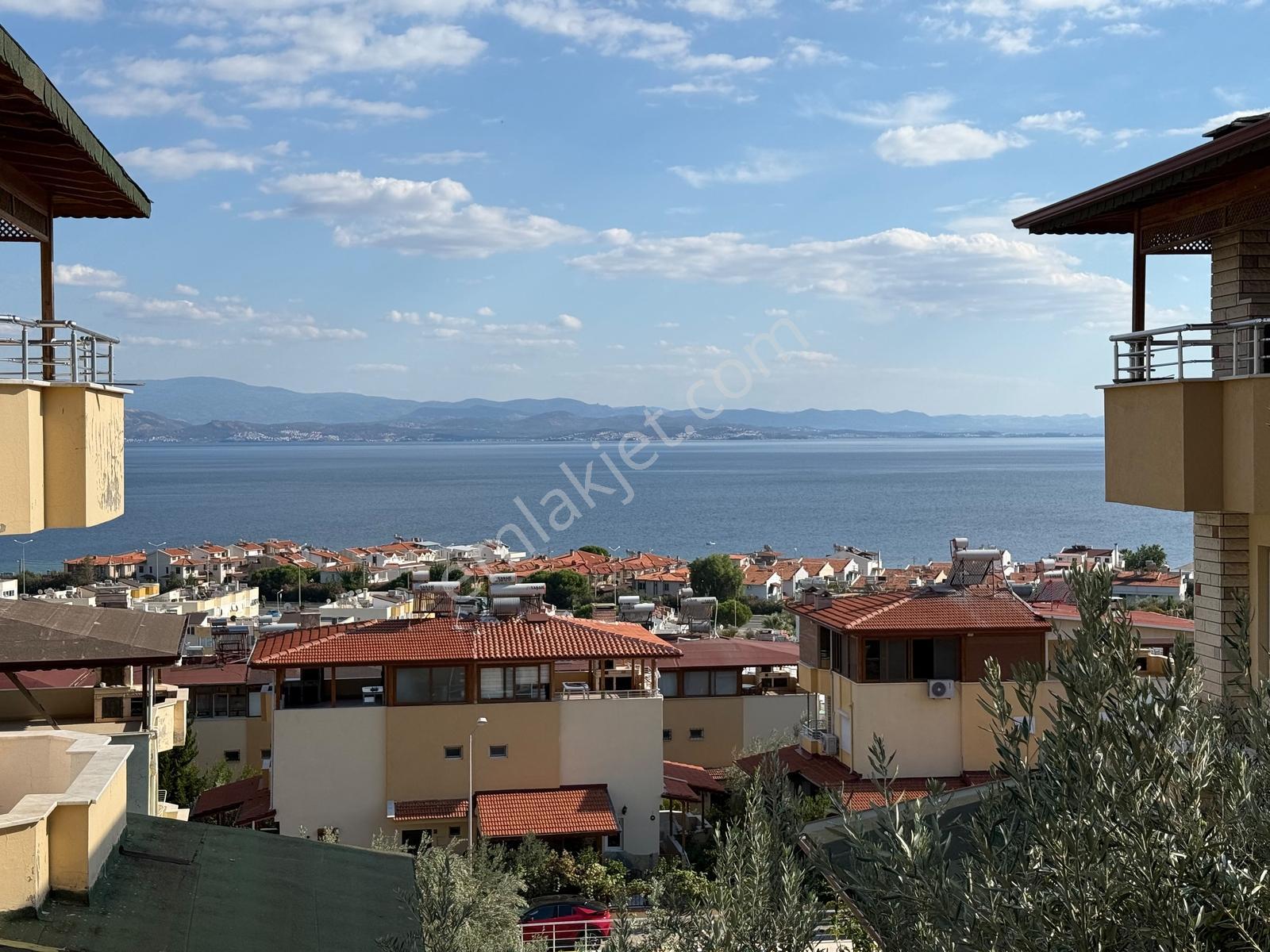 Edremit Avcılarda Site İçerisinde 4+2 Satılık Villa — fotoğraf 11