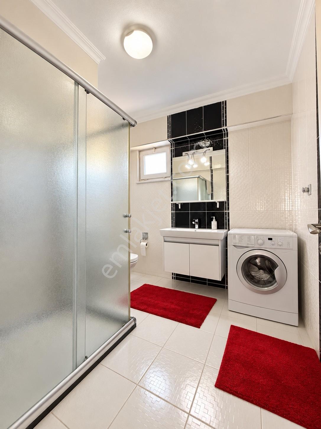 Edremit Avcılarda Site İçerisinde 4+2 Satılık Villa — fotoğraf 19