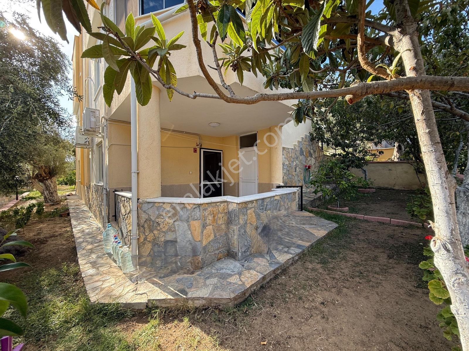 Edremit Avcılarda Site İçerisinde 4+2 Satılık Villa — fotoğraf 26