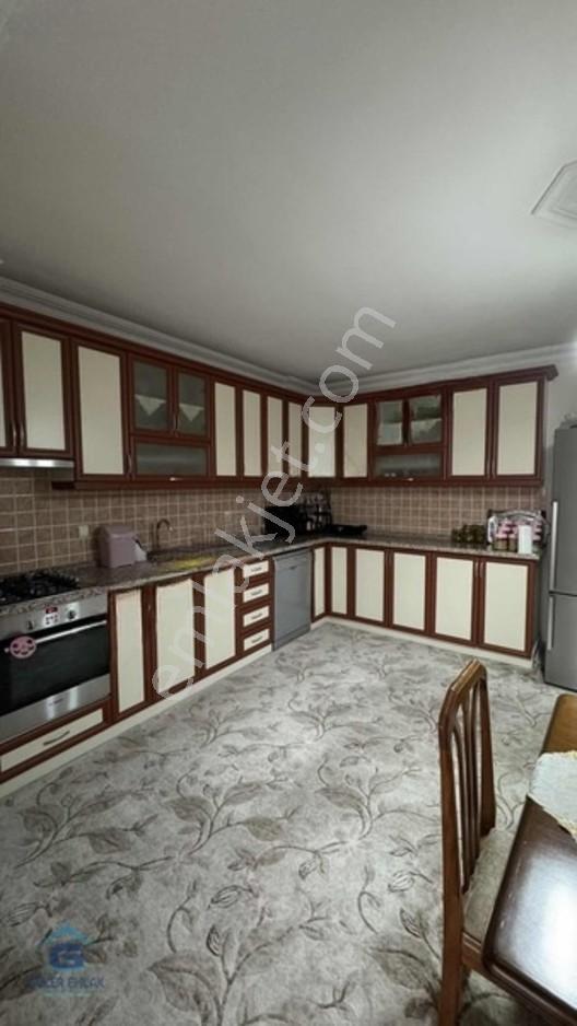 Öğretmenler Evi Cıvarı Ara Kat 3 + 1 Satılık Daıre — fotoğraf 10