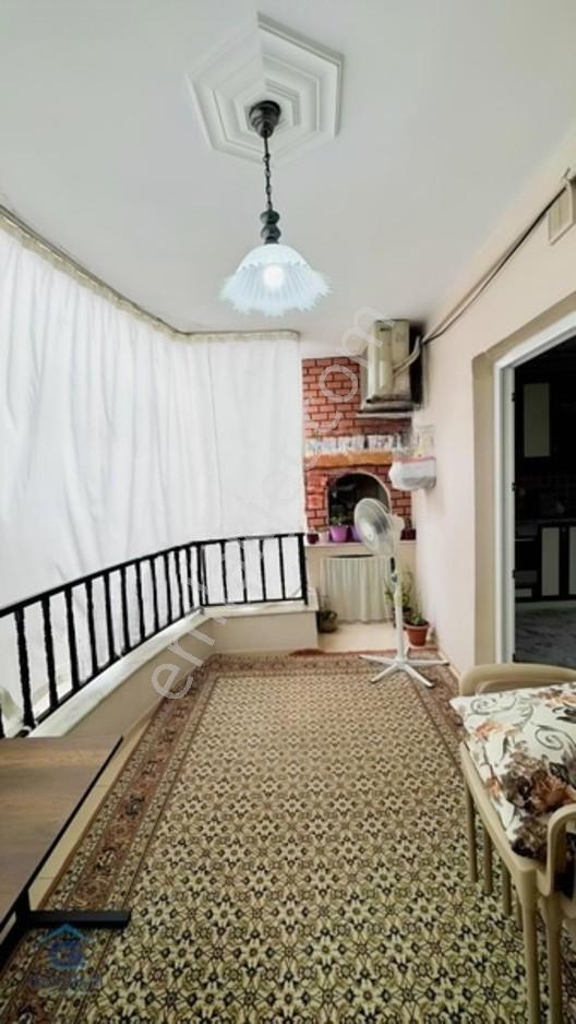 Öğretmenler Evi Cıvarı Ara Kat 3 + 1 Satılık Daıre — fotoğraf 11