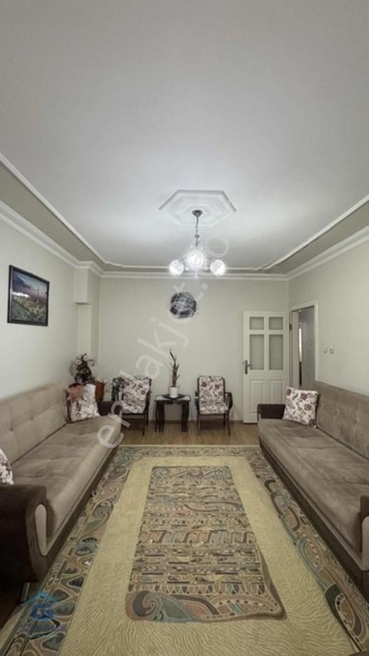 Öğretmenler Evi Cıvarı Ara Kat 3 + 1 Satılık Daıre — fotoğraf 18