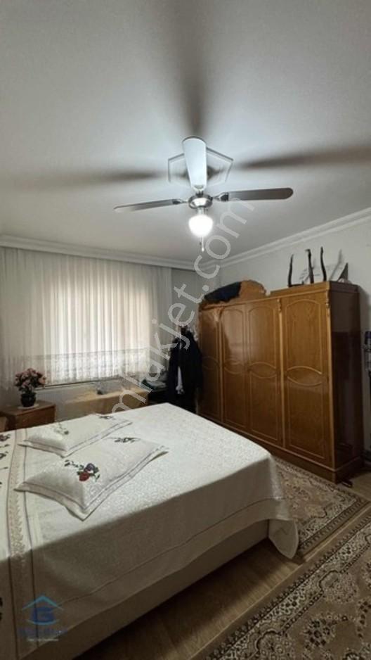 Öğretmenler Evi Cıvarı Ara Kat 3 + 1 Satılık Daıre — fotoğraf 22