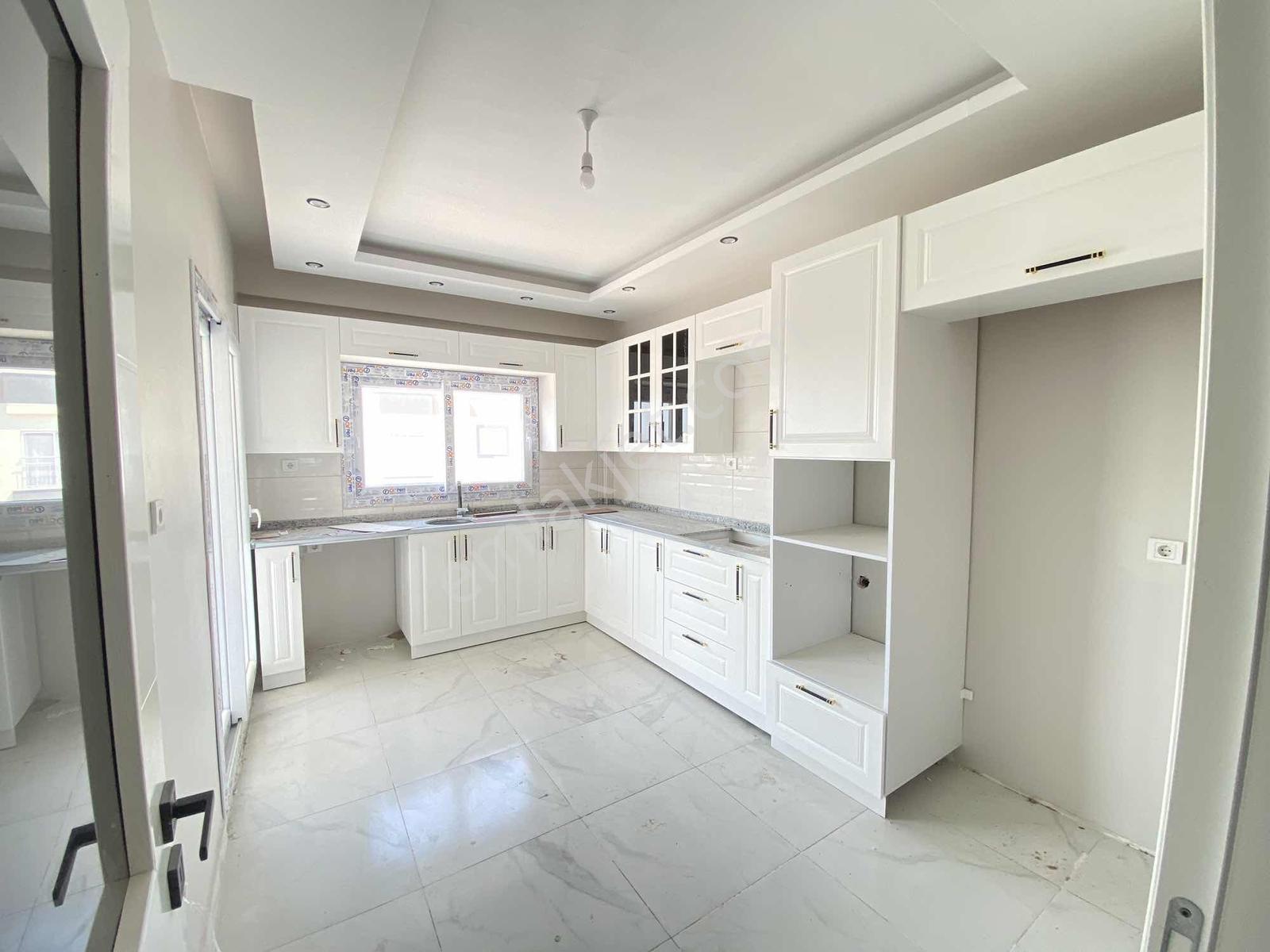 Yılmaz'dan İncirlik Merkezde Satılık 3+1 K.mftk E5yakın Luxdaire