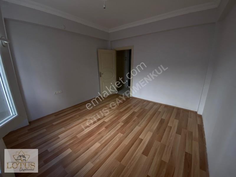 Derince Sırrıpaşa Merkezi Konum 2+1 Yüksek Giriş Satılık Daire — fotoğraf 5