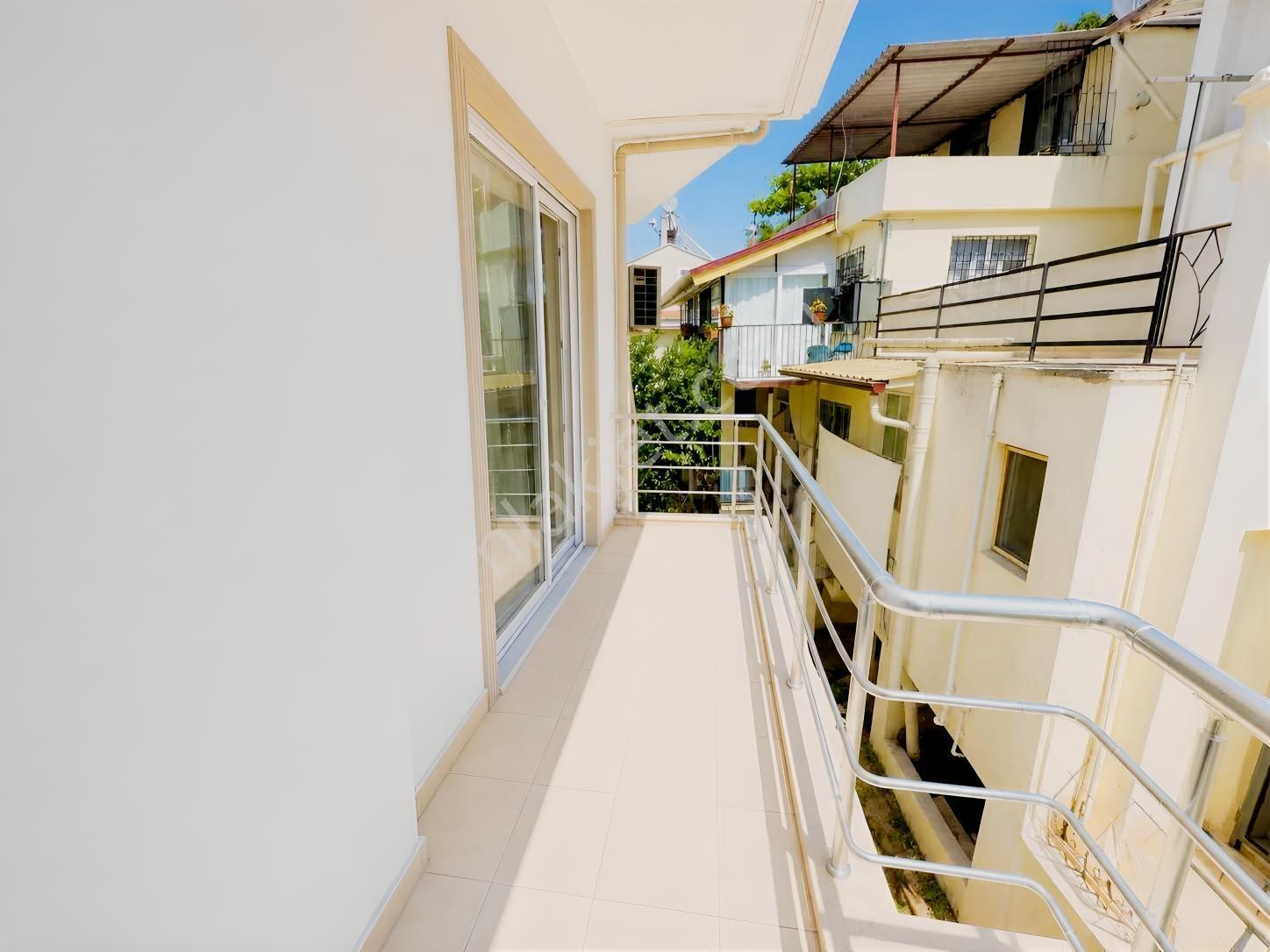 Fethiye'de Satılık Kapalı Mutfak Geniş 4+1 Daire — fotoğraf 4