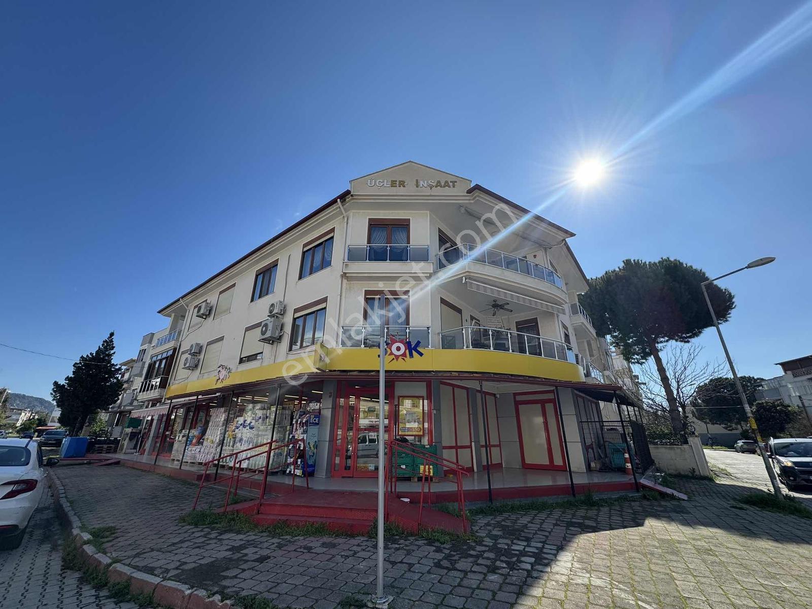 Güçlü Kardeşlerden Denize 150m Fırsat Konumda 3+1 Daire — fotoğraf 4