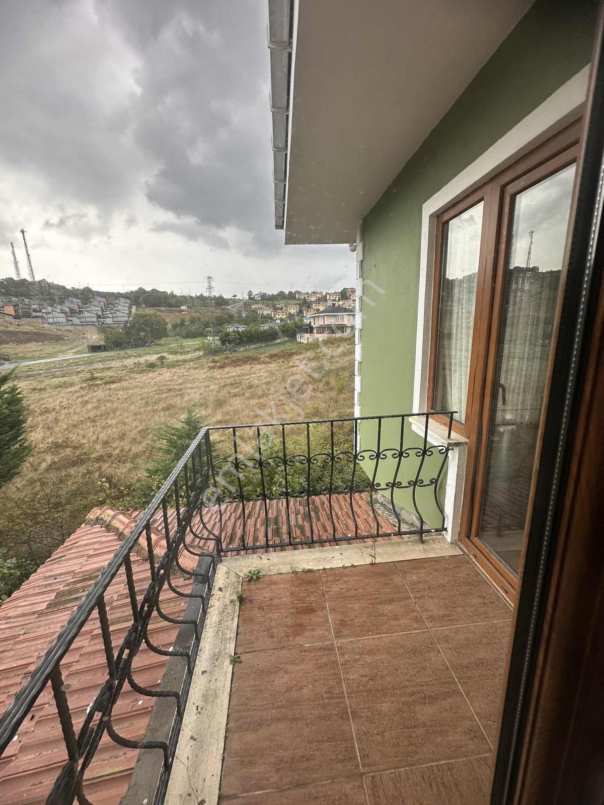 Şile Ahmetli Mah'de Renkli Dünya Konakları 4+2 Satılık Villa — fotoğraf 15