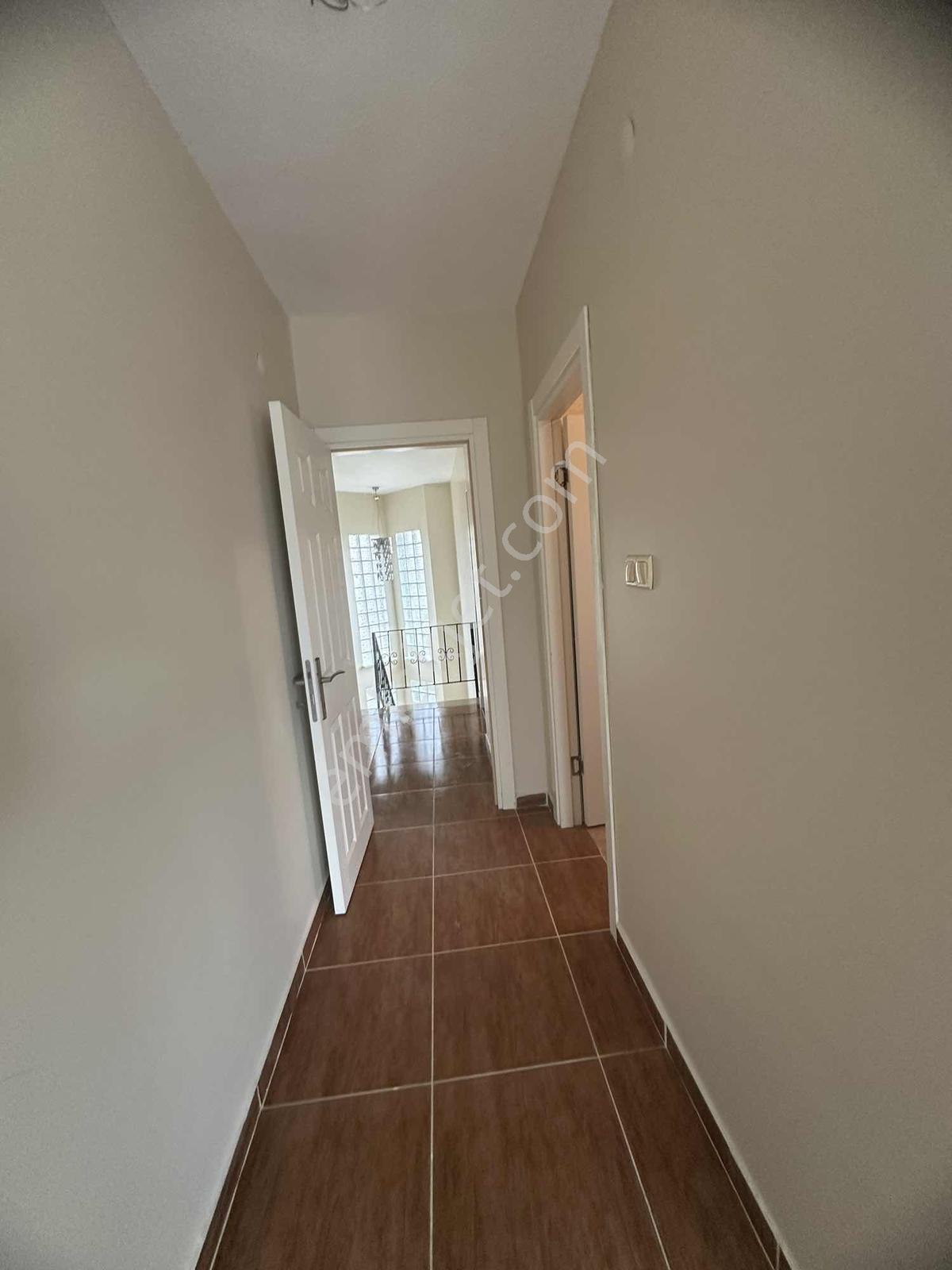 Şile Ahmetli Mah'de Renkli Dünya Konakları 4+2 Satılık Villa — fotoğraf 16