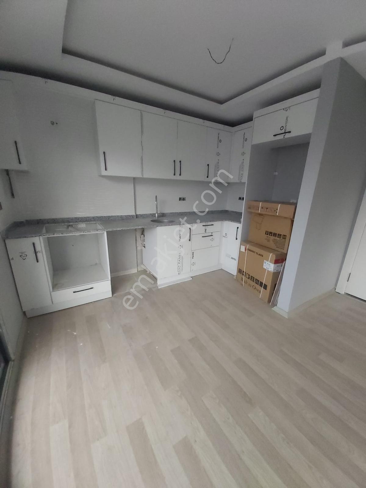 Huzurevlerinde Sıfır İçi Yapılı 2+1 Satılık Daire — fotoğraf 2