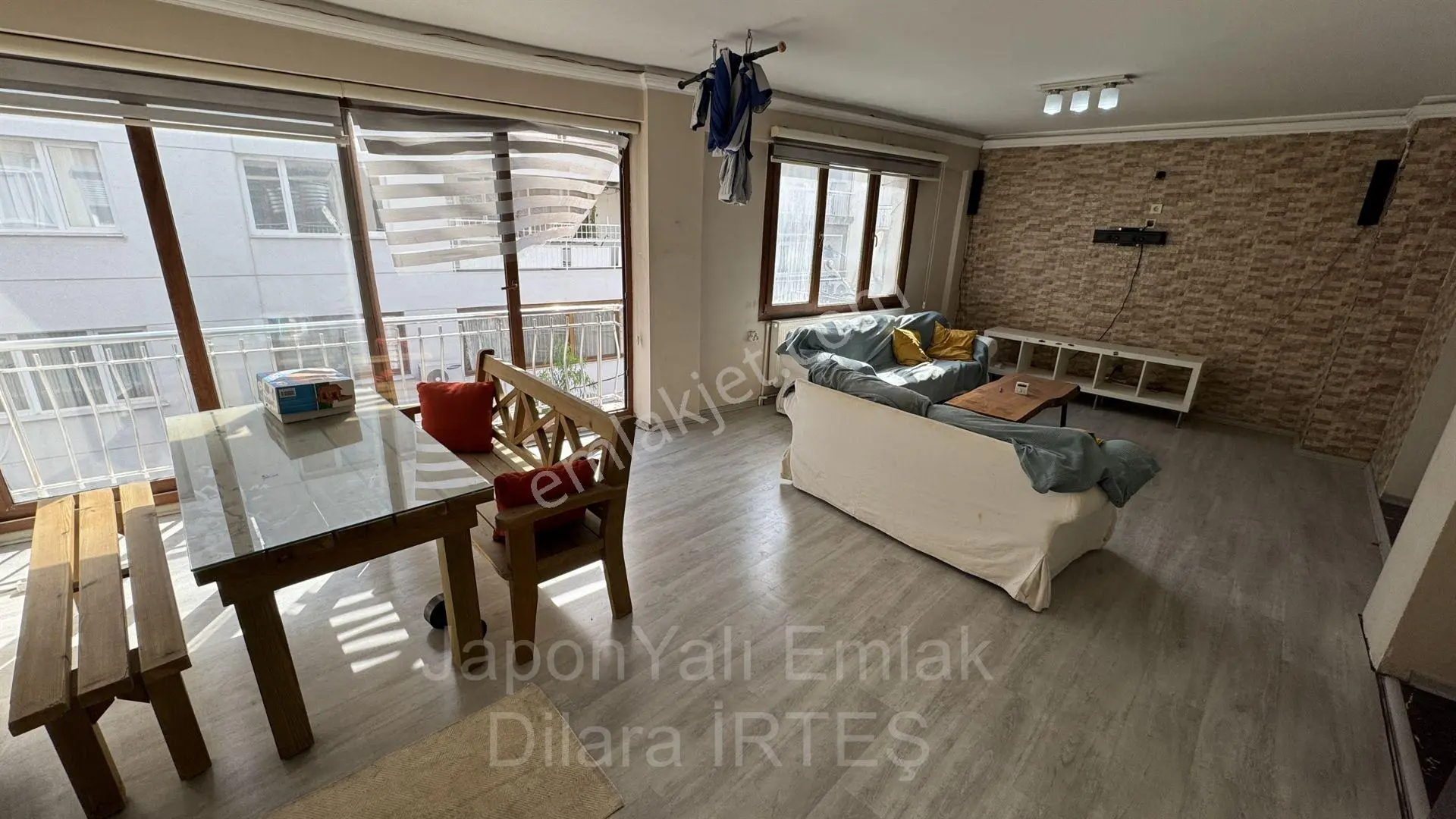 Küçükyalı’da Ara Kat İçi Yapılı Satılık Daire — fotoğraf 3