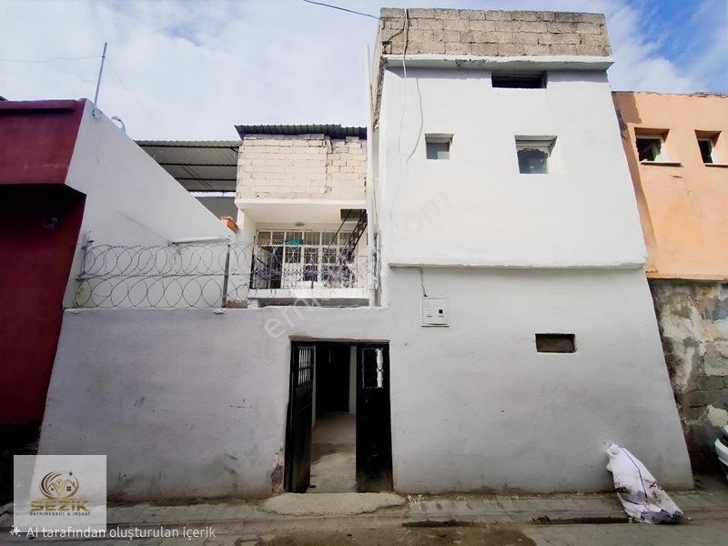 Havuzlubahçe Saydam Caddesi Civarı Güney Cephe 2+1 Kapalı Mutfak