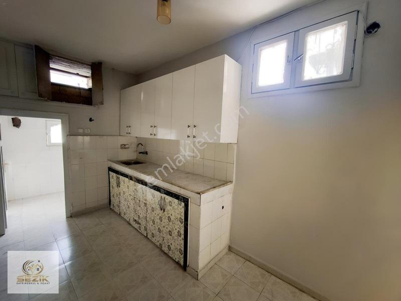 Havuzlubahçe Saydam Caddesi Civarı Güney Cephe 2+1 Kapalı Mutfak — fotoğraf 5