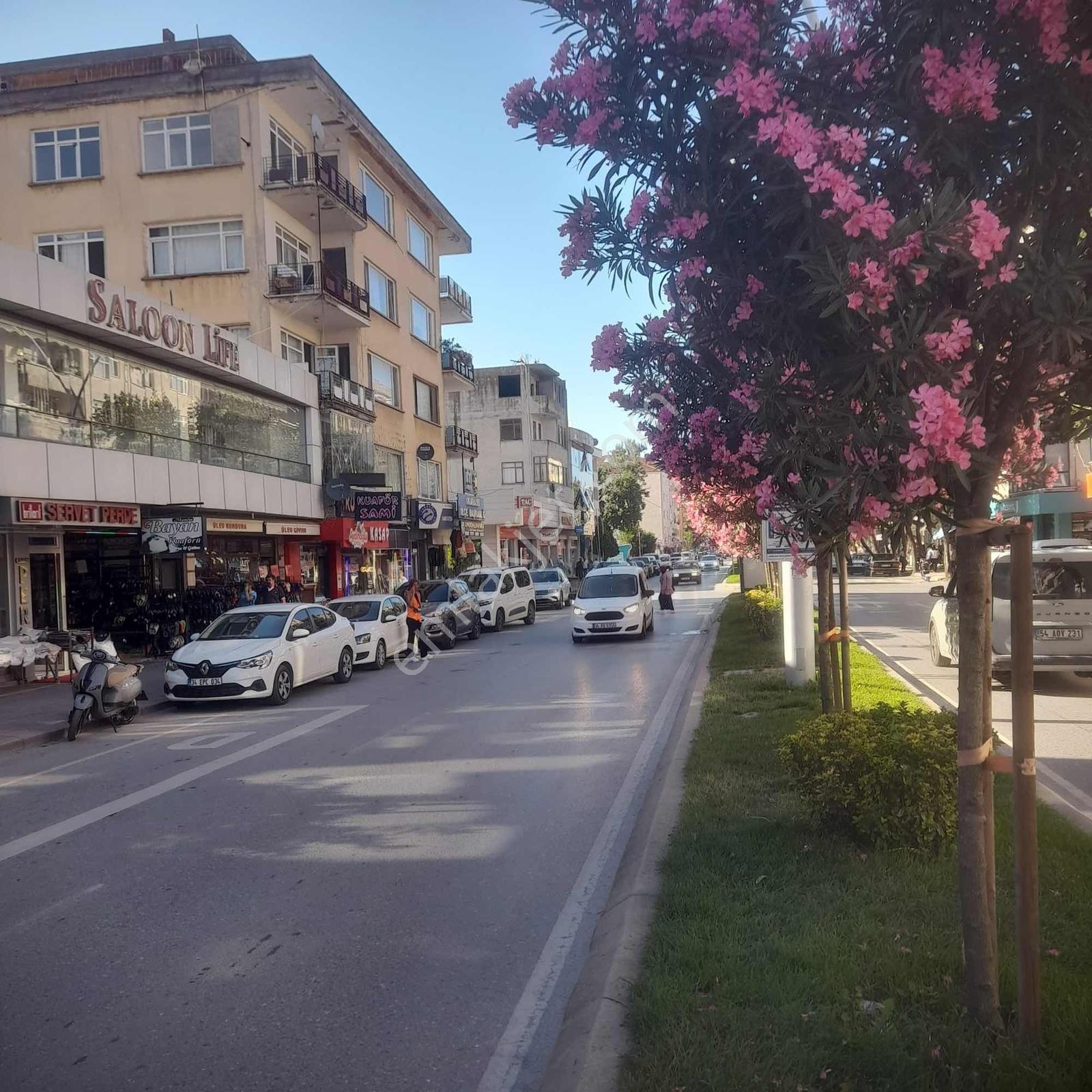 Karasu Merkezde Satılık 2+1 Daire — fotoğraf 4