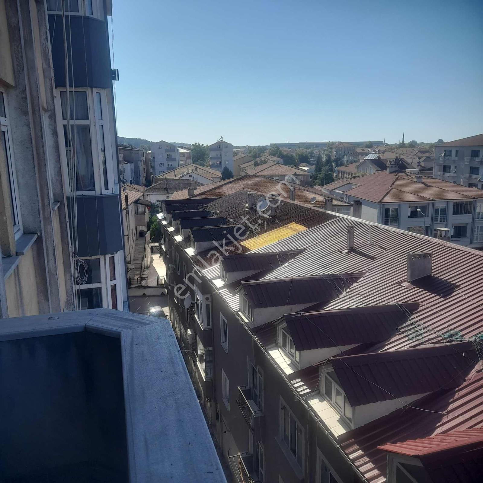 Karasu Merkezde Satılık 2+1 Daire — fotoğraf 6