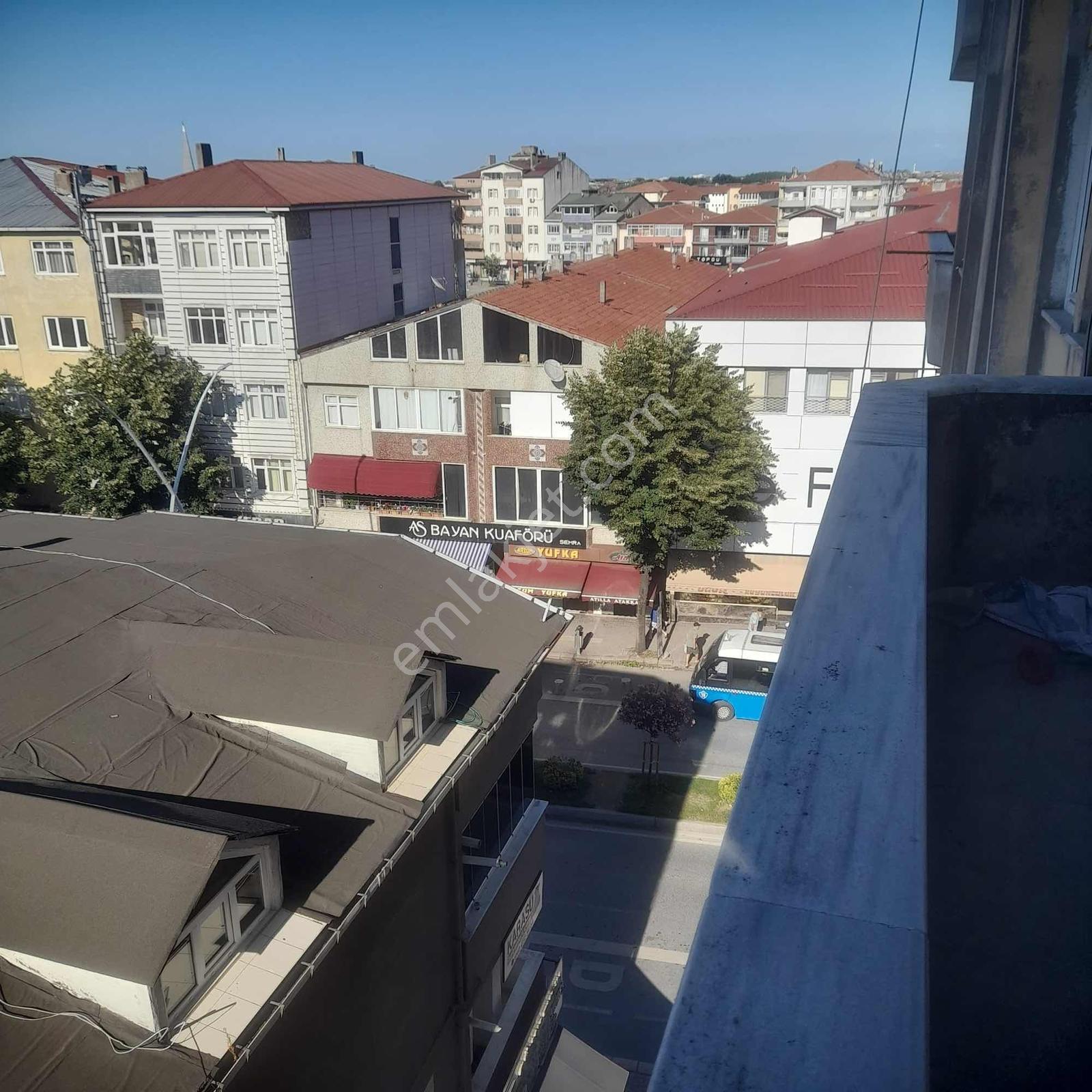 Karasu Merkezde Satılık 2+1 Daire — fotoğraf 7