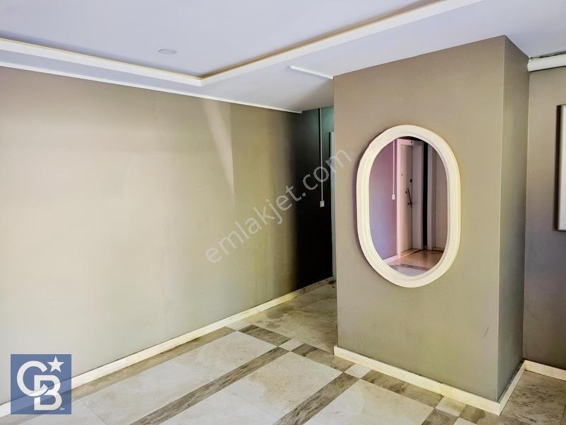 Cb Odak'tan Çiğli'de Havuzlu Sitede Satılık Eşyalı 1+1 Daire! — fotoğraf 5