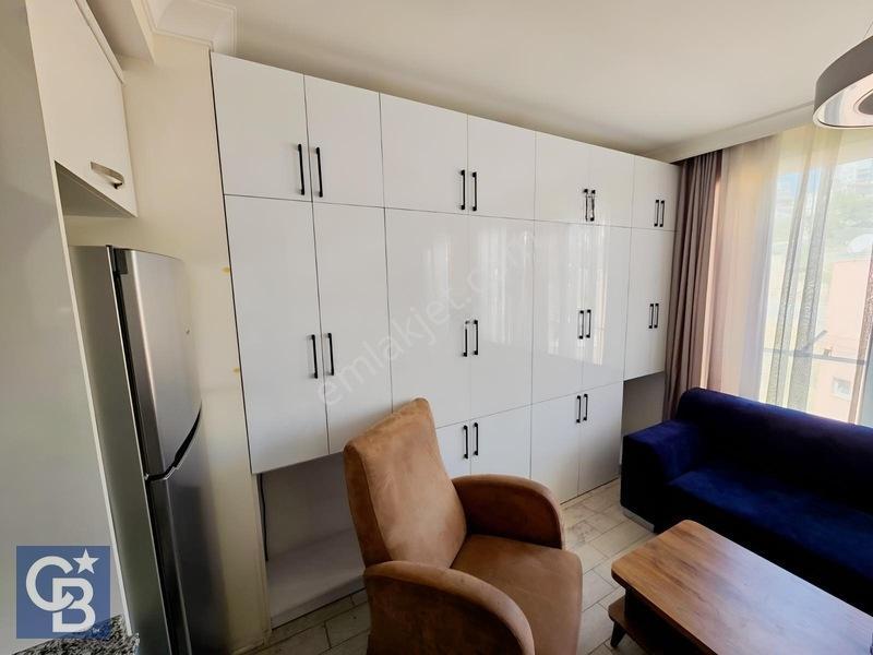 Cb Odak'tan Çiğli'de Havuzlu Sitede Satılık Eşyalı 1+1 Daire! — fotoğraf 13