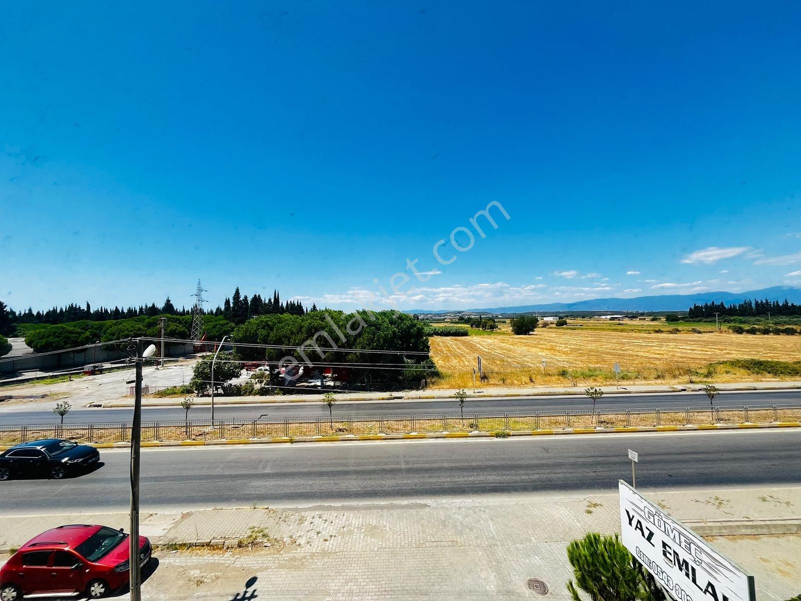 Demir Gayrımenkul'den Hastane Bölgesinde Ara Kat Geniş 3+1 Daire — fotoğraf 26