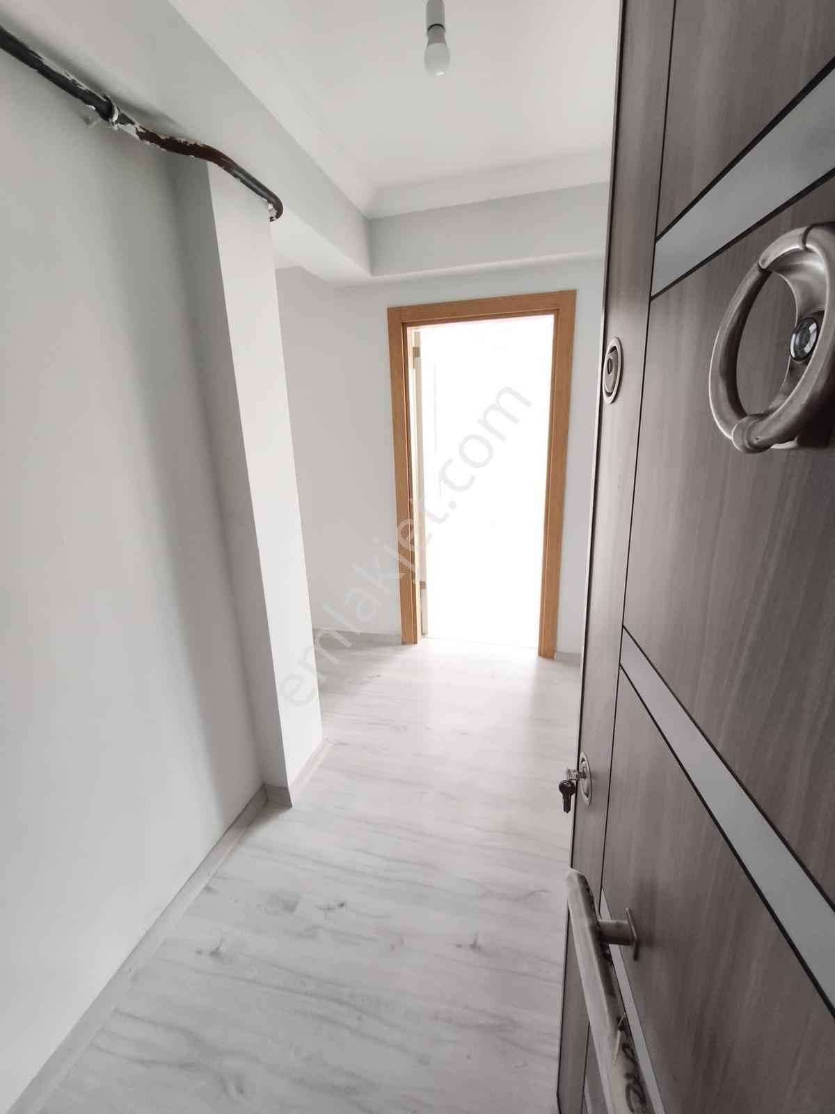 Çorlu Ulaşta Aile Apartmanında Satılık 2+1 Daire — fotoğraf 9