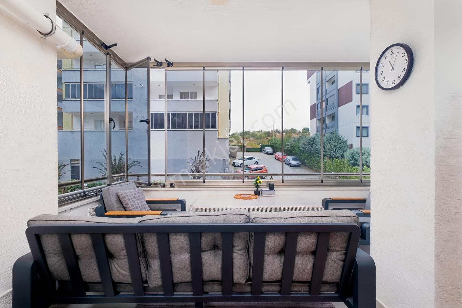 Remax Advantage'dan Balkan Bulvarı Cadde Üzerinde Arakat Siteiçi — fotoğraf 11