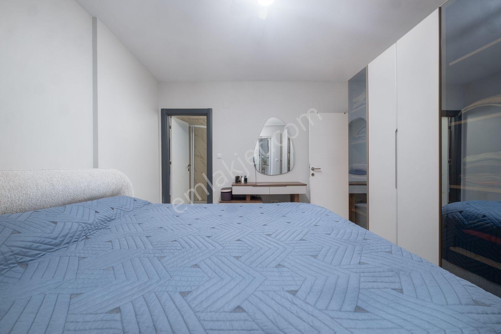 Remax Advantage'dan Balkan Bulvarı Cadde Üzerinde Arakat Siteiçi — fotoğraf 16