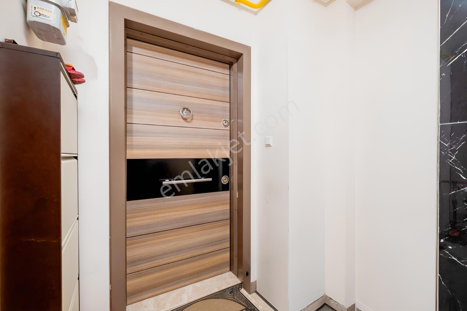 Remax Advantage'dan Balkan Bulvarı Cadde Üzerinde Arakat Siteiçi — fotoğraf 29