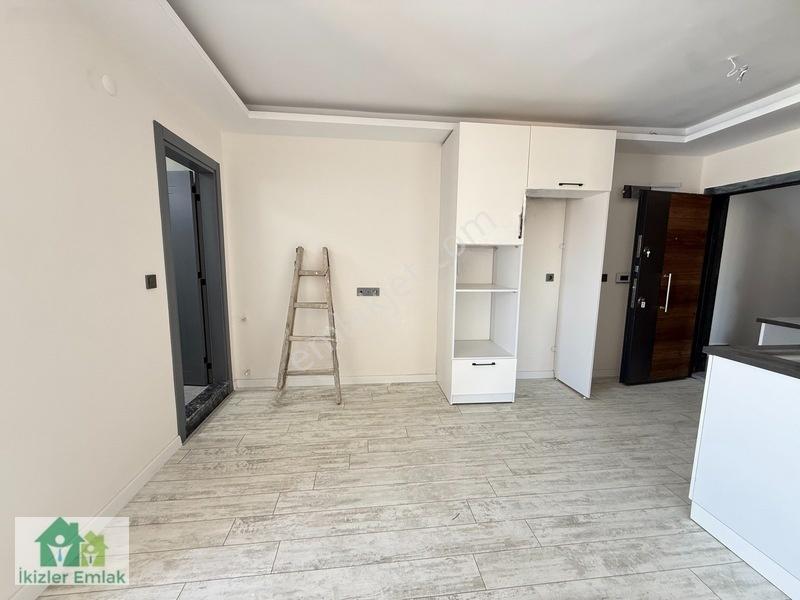 Seferihisar Doğanbeyde Satılık 1 + 1 Deniz Tarafında Daire — fotoğraf 20