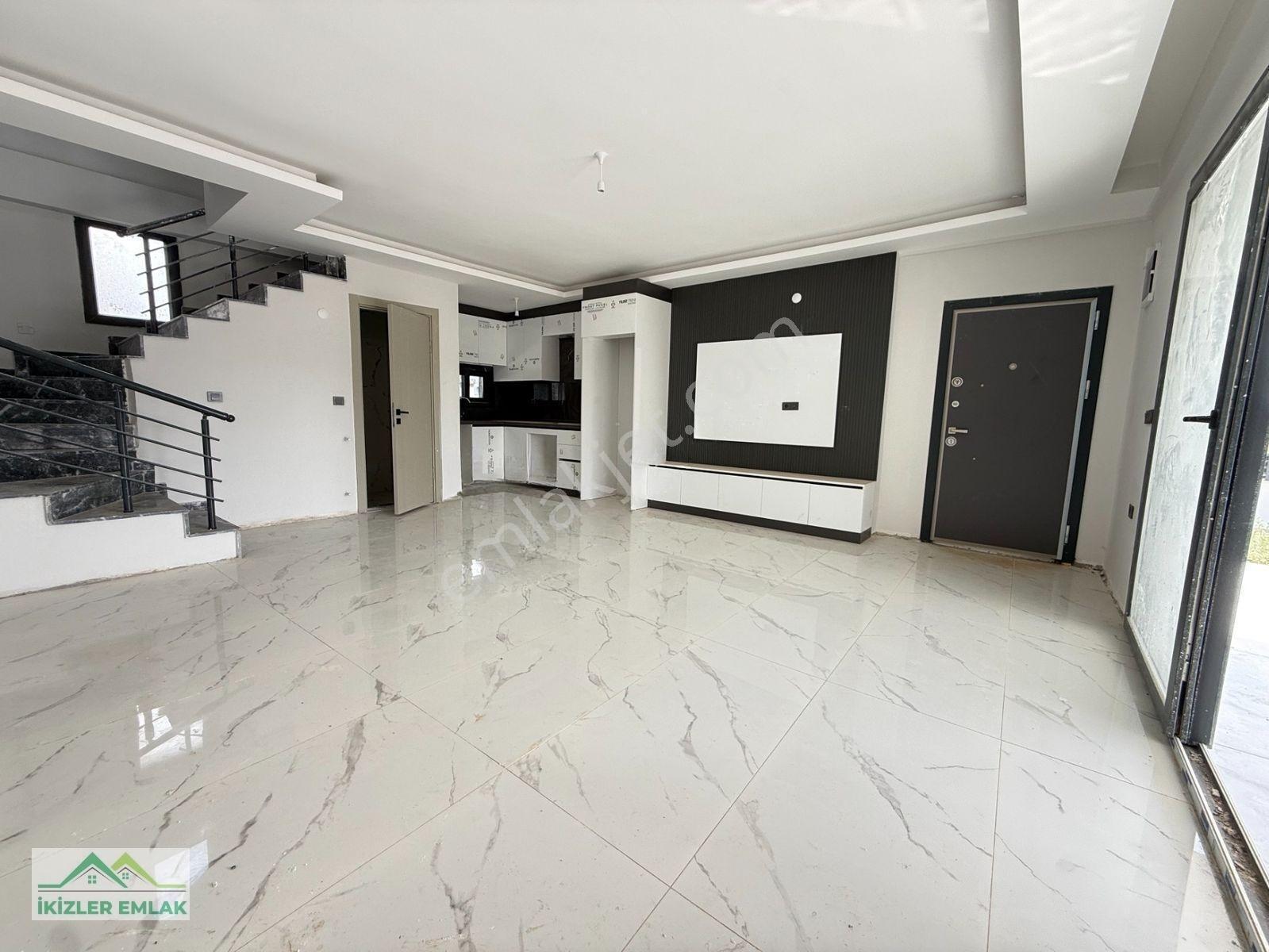 Seferihisar Doğanbey'de Satılık Sıfır 3+1 Dubleks Villa Geniş Bahçeli — fotoğraf 15