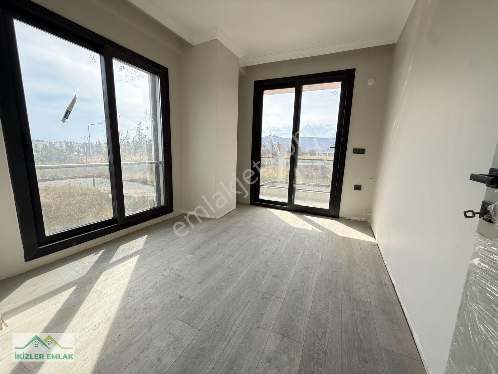 Seferihisar Doğanbey'de Satılık Sıfır 3+1 Dubleks Villa Geniş Bahçeli — fotoğraf 29
